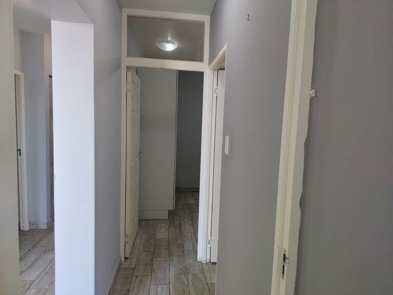 To Let 3 Bedroom Property for Rent in Island View Western Cape